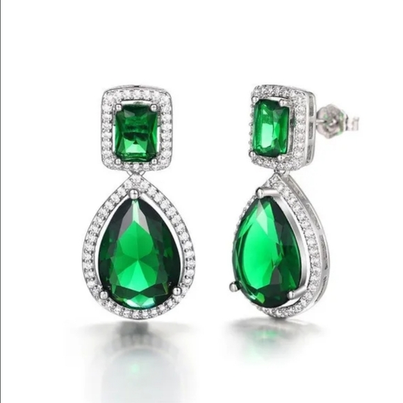 New Emerald Dangle Silver Plated Earrings - Picture 2 of 8